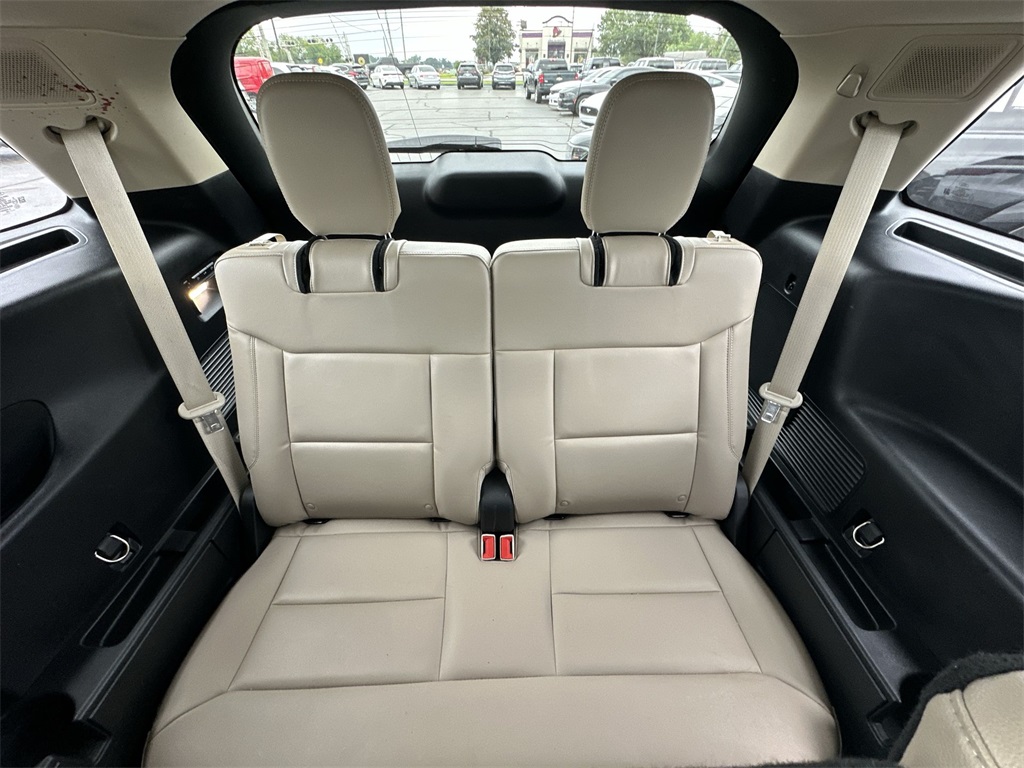2022 Ford Explorer Limited photo 24