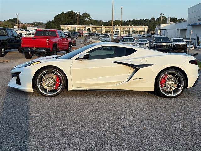 2025 Chevrolet Corvette Z06 1LZ photo 4
