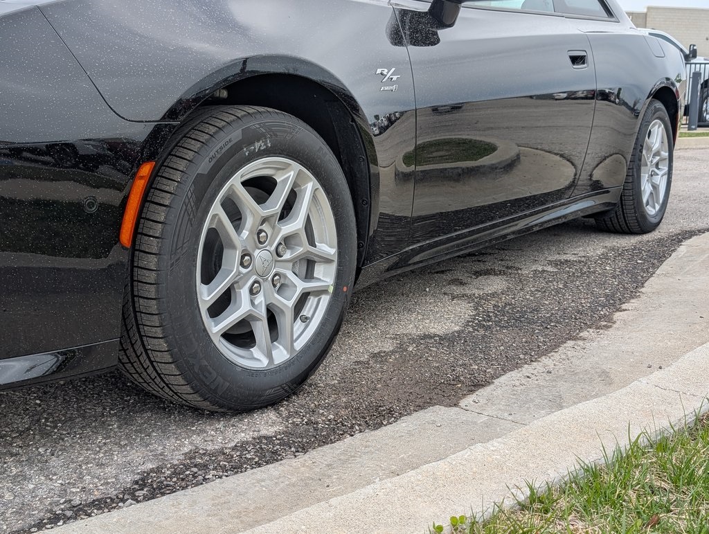 2025 Dodge Charger R/T photo 2