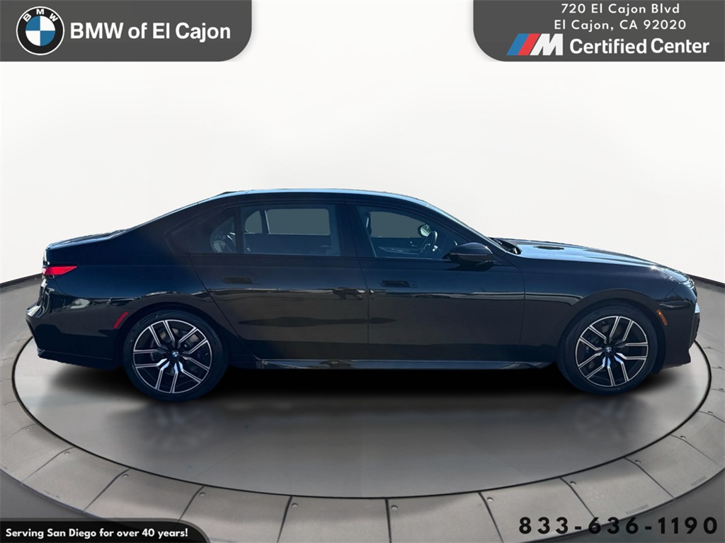 2023 Bmw 740i photo 4