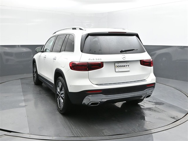 2025 Mercedes Benz GLB 250 photo 4