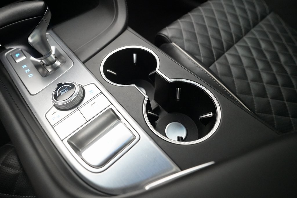 2021 Genesis G70 3.3T photo 13