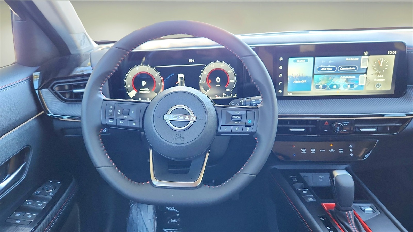 2025 Nissan Kicks SR photo 15