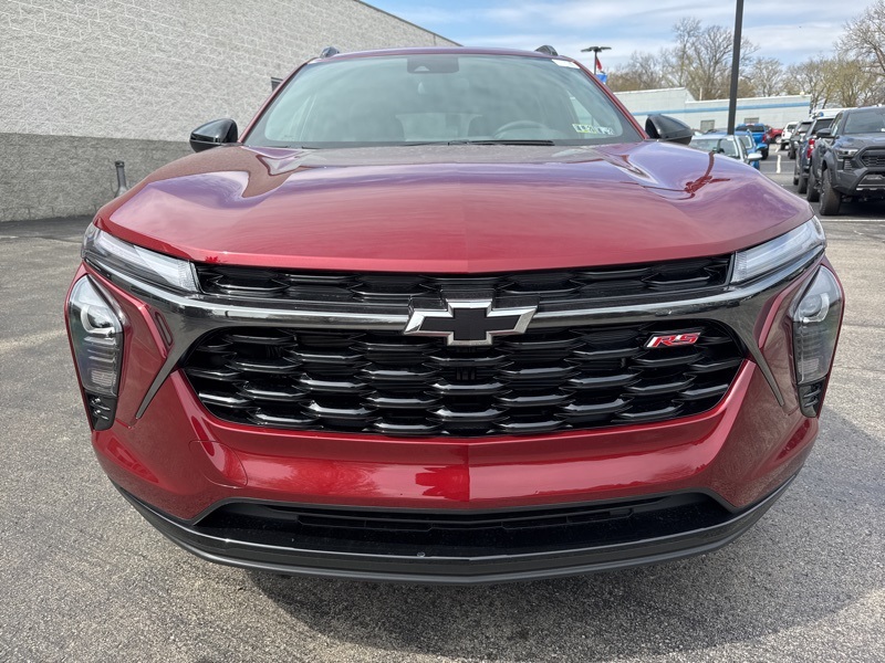 2025 Chevrolet Trax photo 8