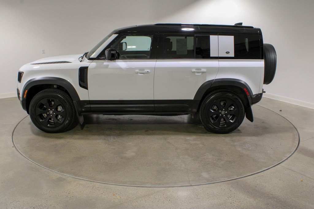 2023 Land Rover Defender 110 X-Dynamic SE photo 2