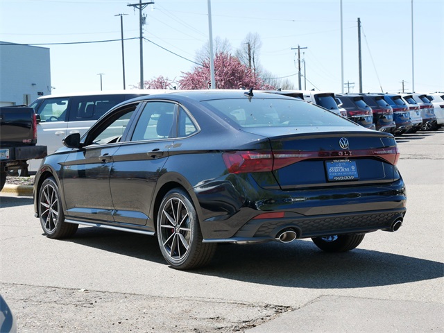 2025 Volkswagen Jetta GLI 2.0T Autobahn photo 3
