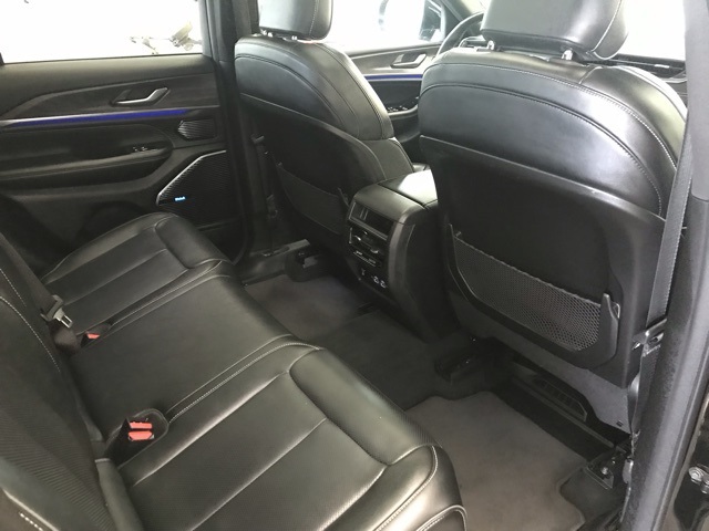 2022 Jeep Grand Cherokee Overland photo 14