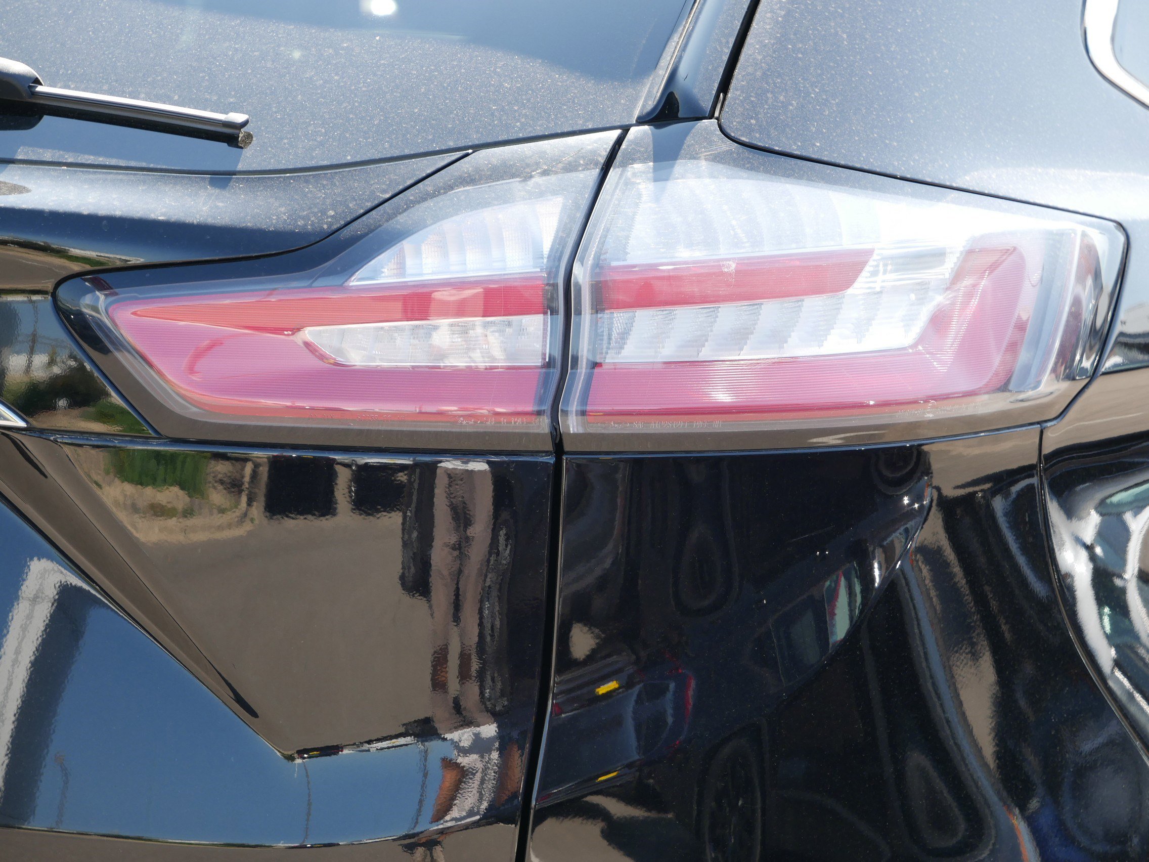 2019 Ford Edge Titanium photo 14