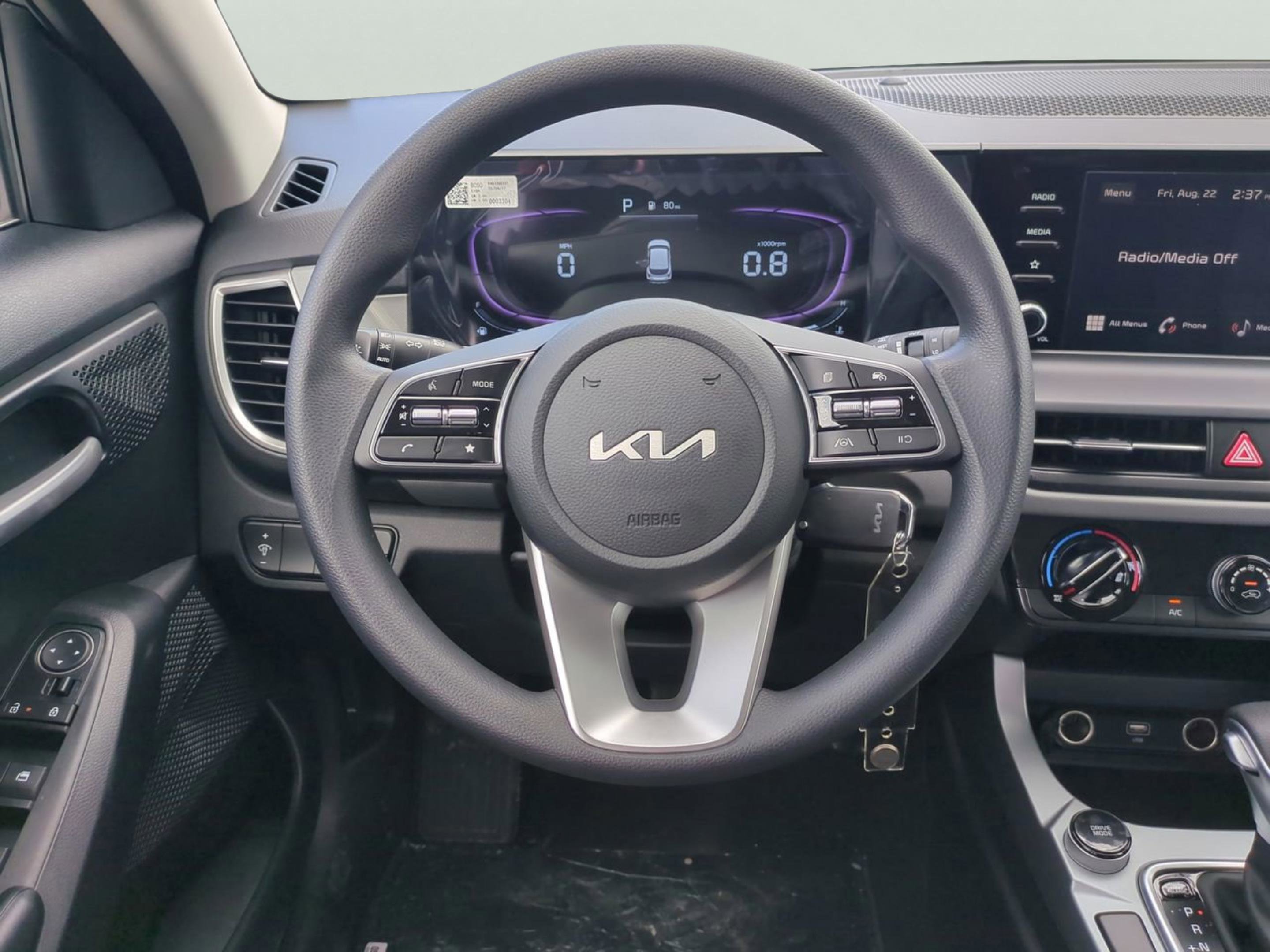 2026 Kia Seltos LX photo 15