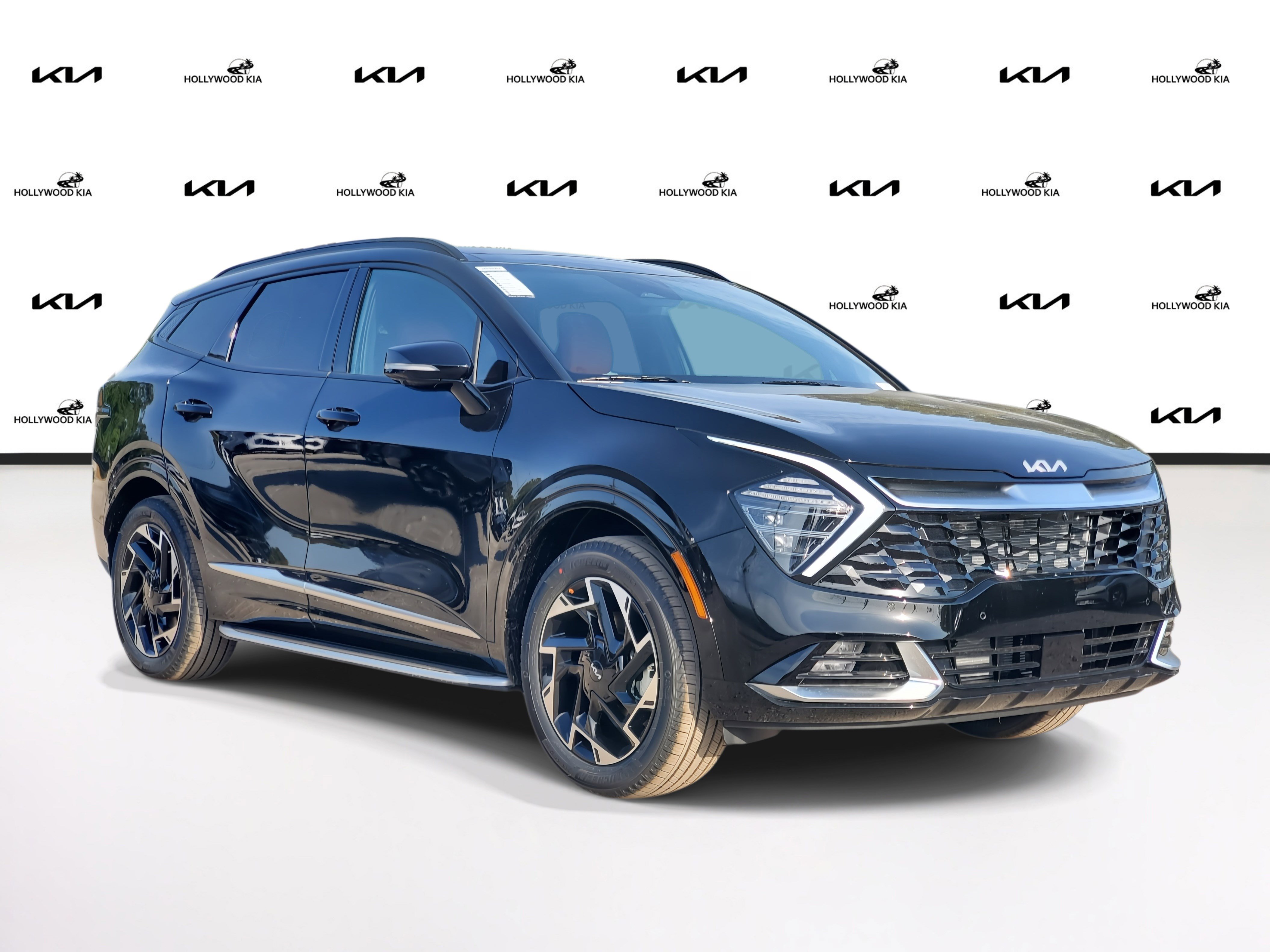 2025 Kia Sportage X-Pro Prestige photo 2