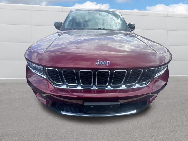 2022 Jeep Grand Cherokee Laredo photo 3
