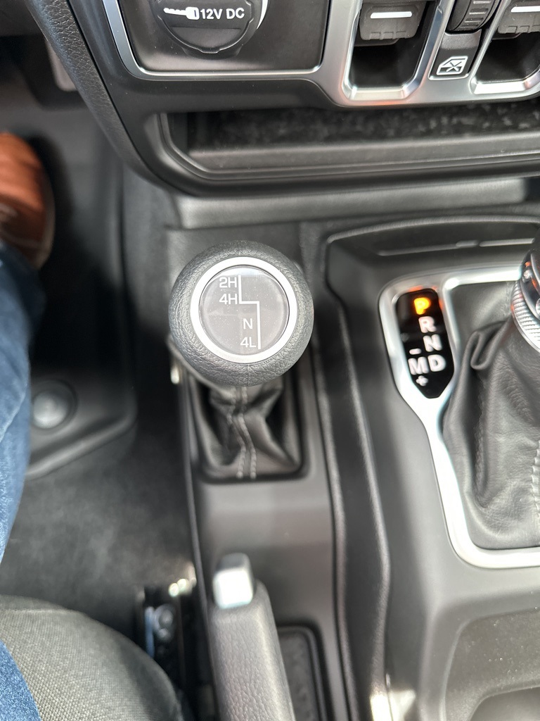 2025 Jeep Wrangler Sport photo 17