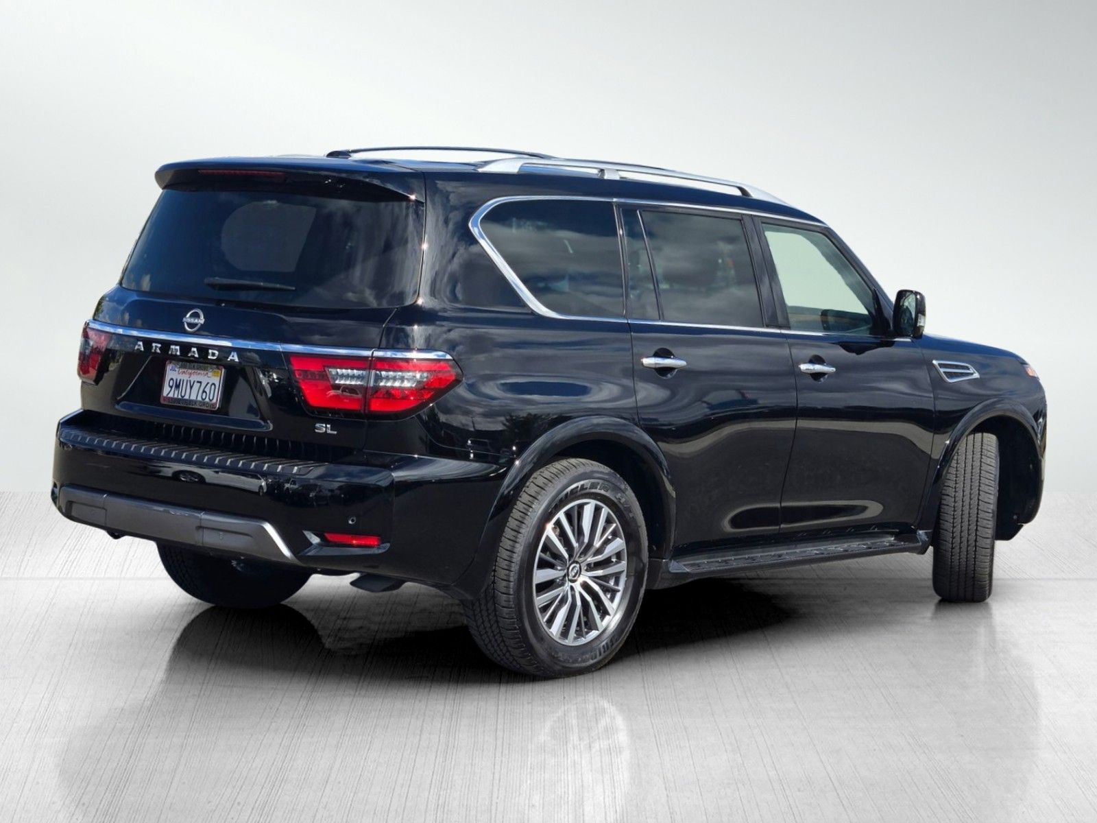 2024 Nissan Armada SL photo 4