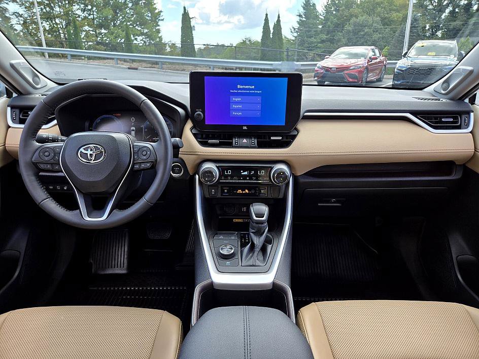 2024 Toyota RAV4 Hybrid Limited photo 11