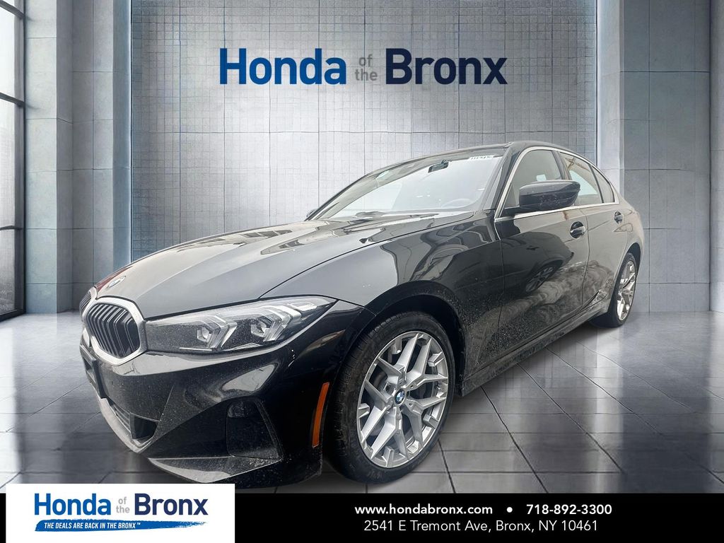 2025 BMW 3 Series 330i's photo