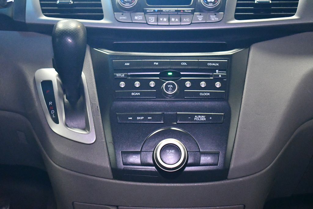 2011 Honda Odyssey EX photo 18