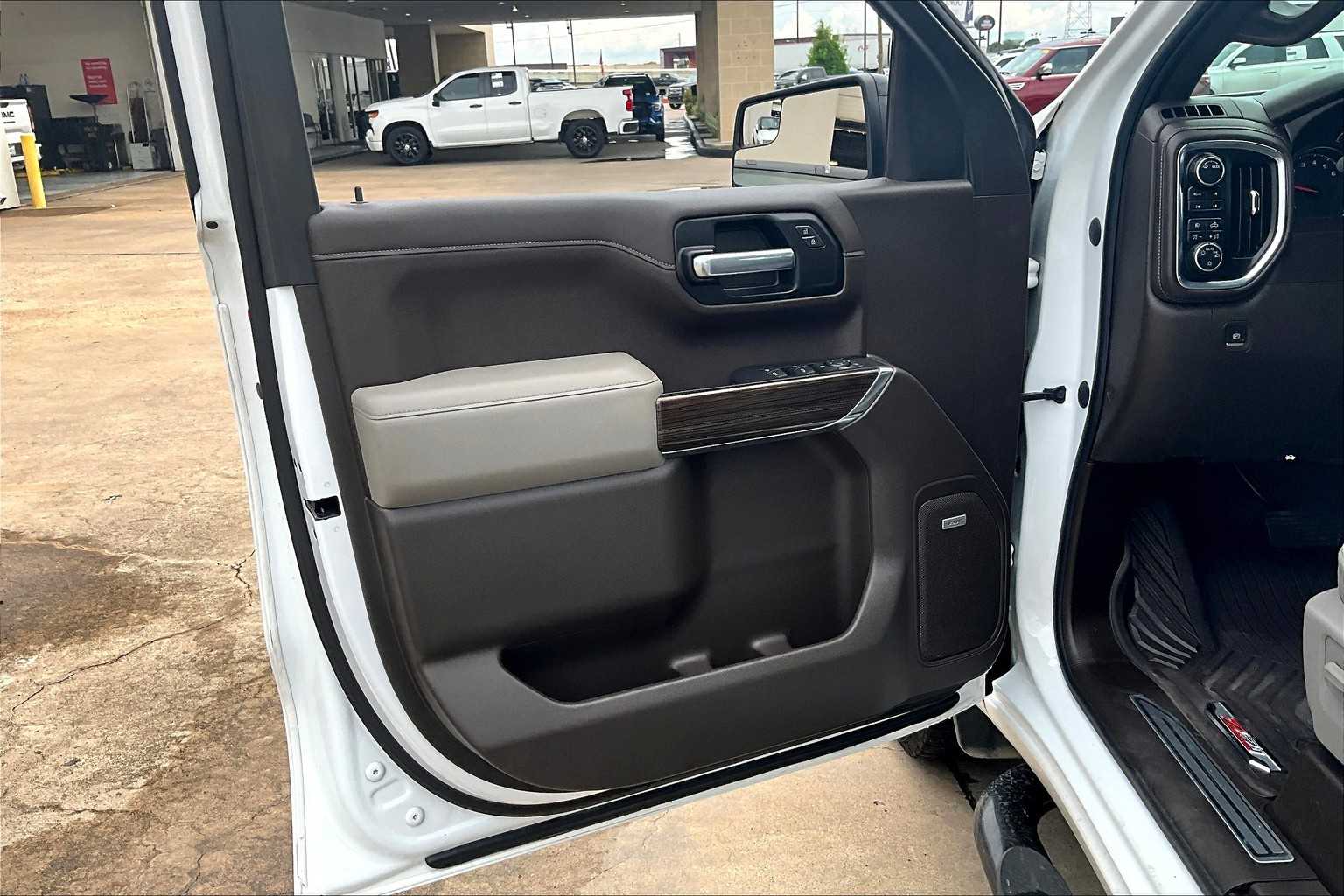 2021 Chevrolet Silverado 1500 RST photo 20