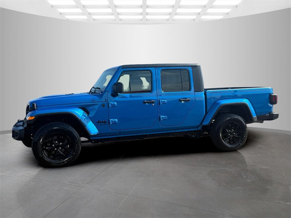 2022 Jeep Gladiator Altitude photo 2