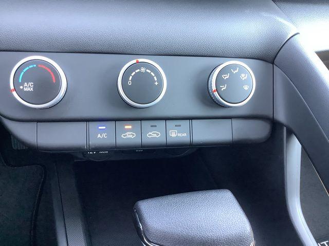 2025 Hyundai Elantra SE photo 23
