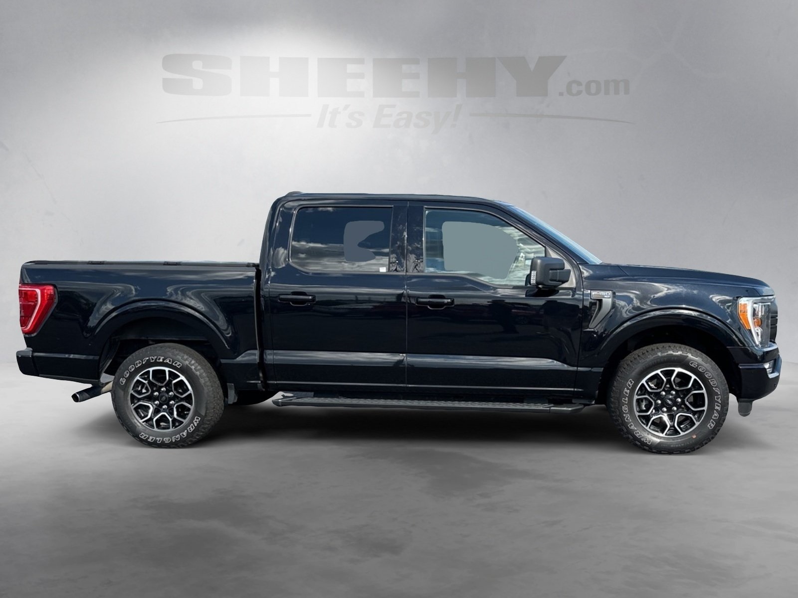 2021 Ford F-150 XLT photo 3