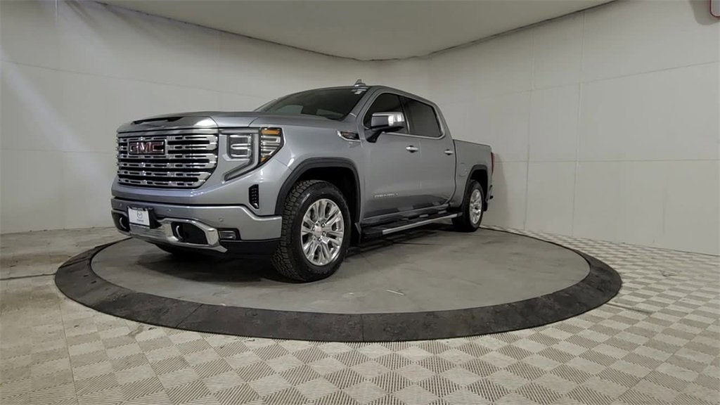 2023 GMC SIERRA - Image 8
