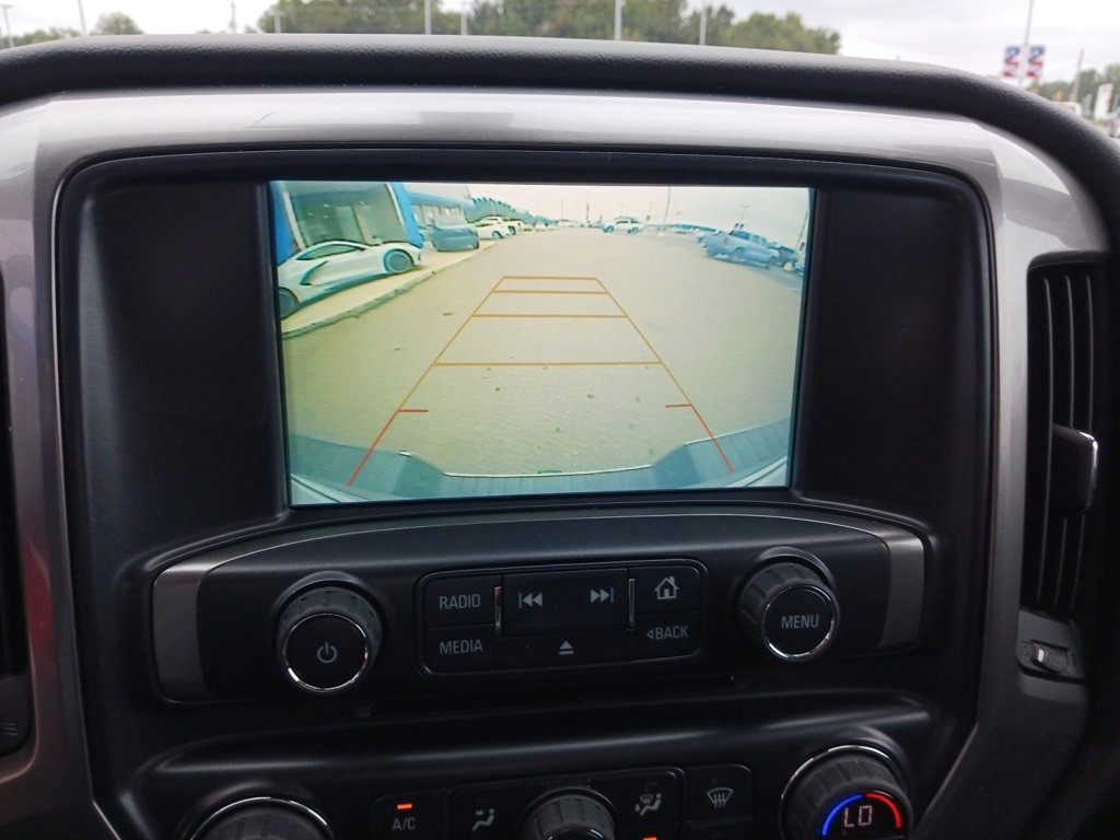 2018 Chevrolet Silverado 1500 LT photo 17