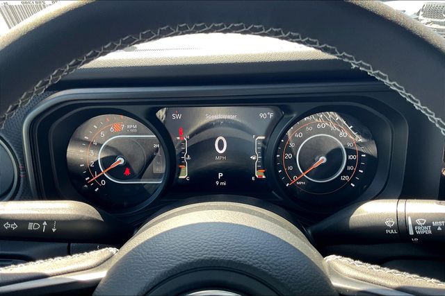 2025 Jeep Wrangler Rubicon photo 18