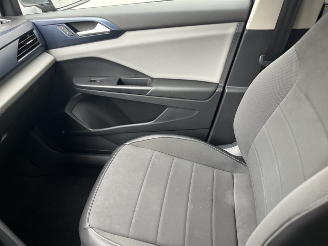 2022 Volkswagen Taos SE photo 42