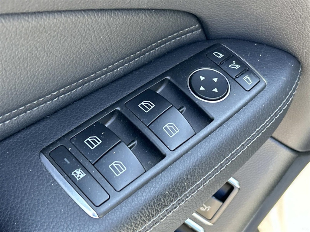2019 Mercedes Benz GLS 450 4MATIC photo 18