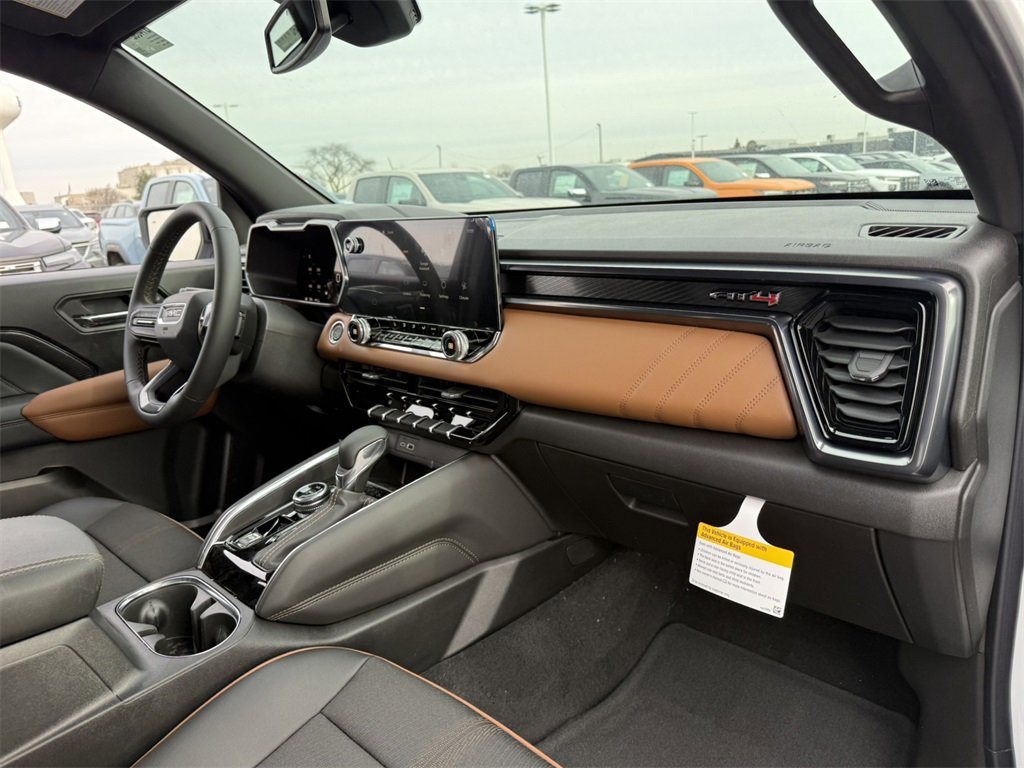 2026 GMC CANYON - Image 36