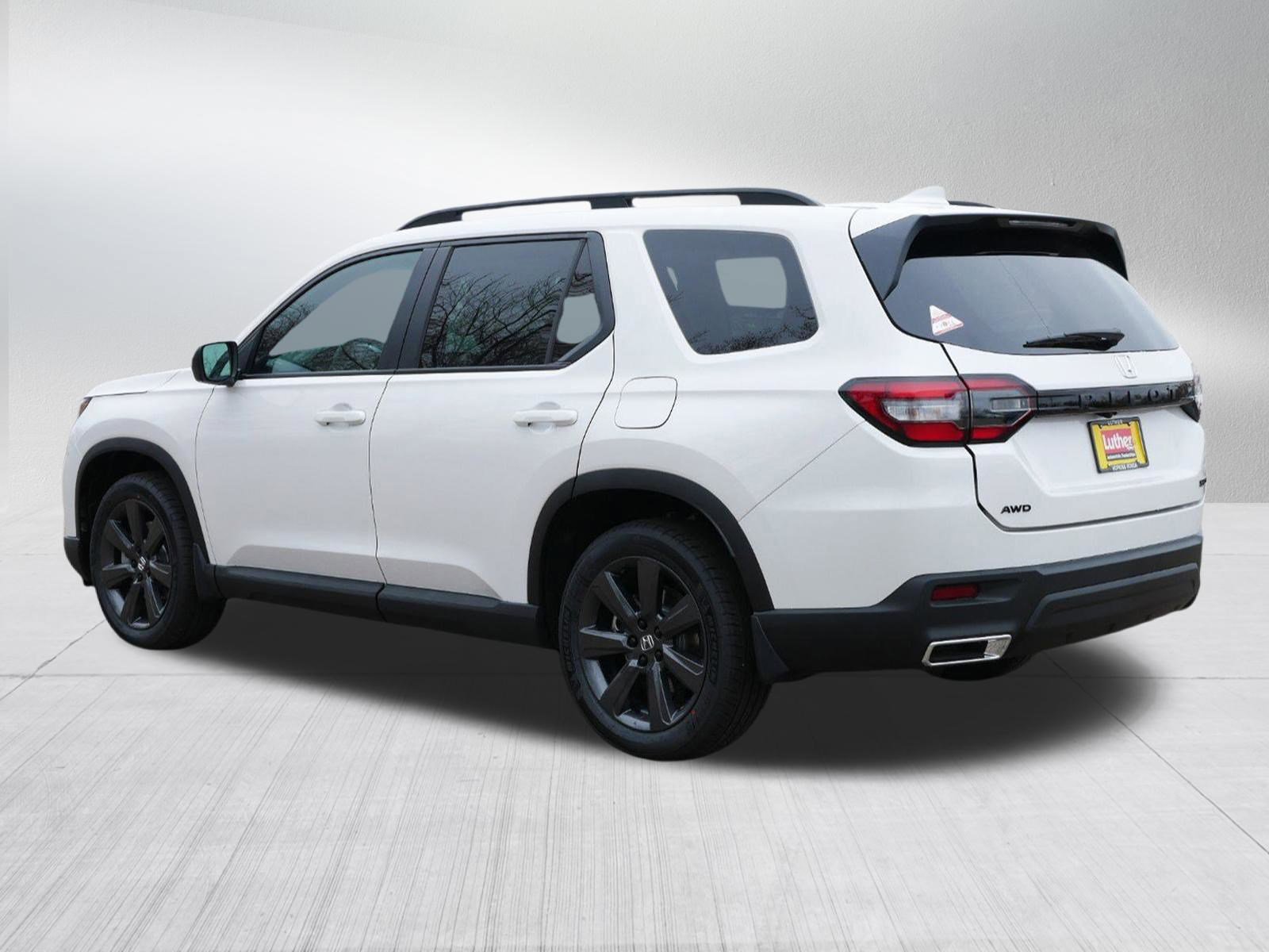 2025 Honda Pilot Sport photo 5