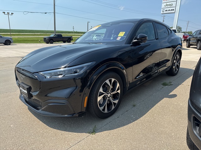 2021 Ford Mustang Mach-E Premium photo 2