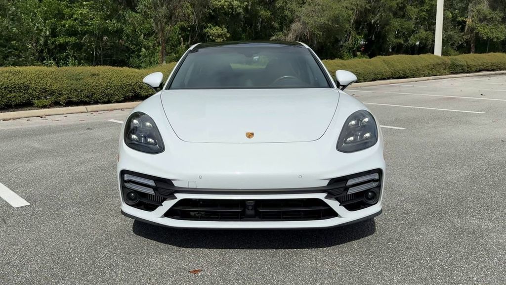 2021 Porsche Panamera Turbo S photo 3