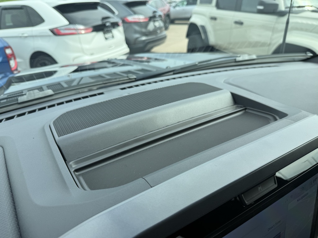 2025 Ford F-150 XLT photo 50