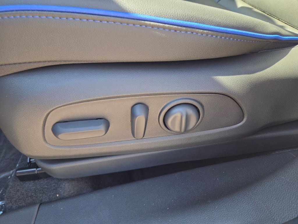 2026 Buick Encore GX Sport Touring photo 11