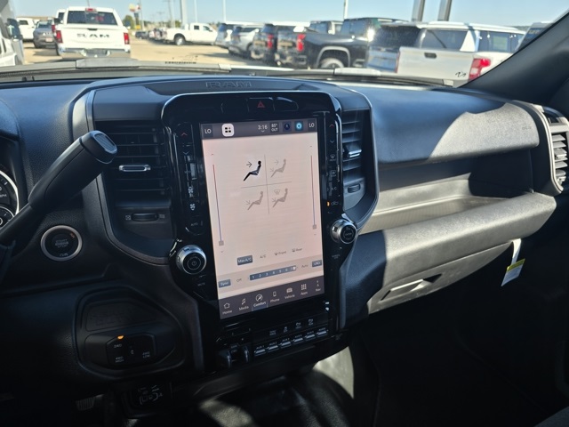 2026 Ram 2500 Tradesman photo 13