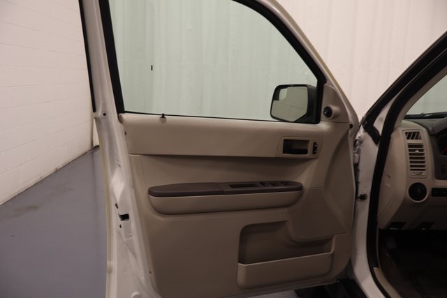 2012 Ford Escape XLS photo 9