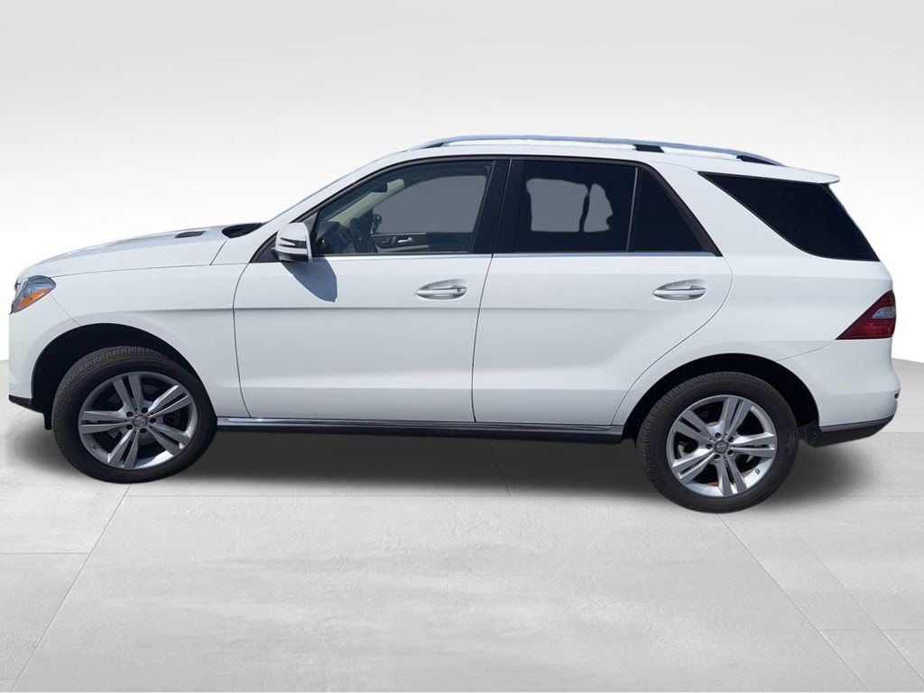 2014 Mercedes Benz ML 350 4MATIC photo 7