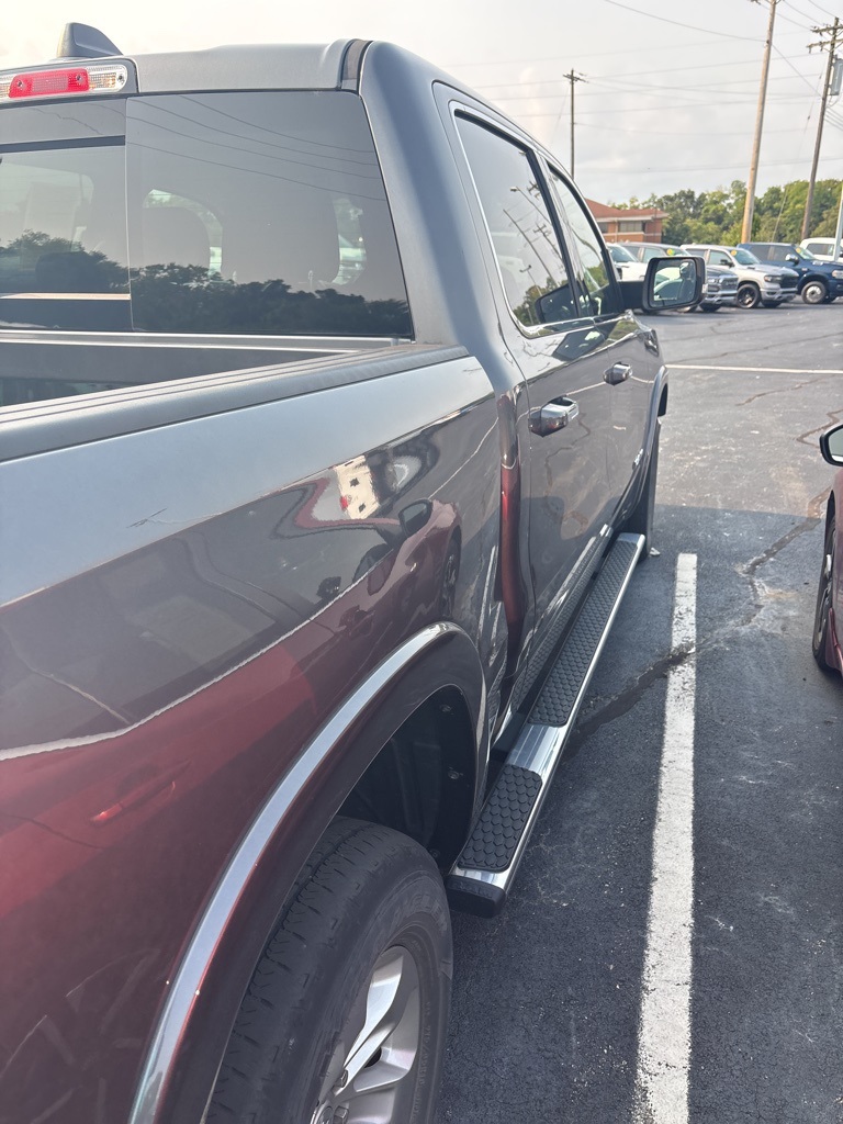 2021 Ram 1500 Laramie photo 3