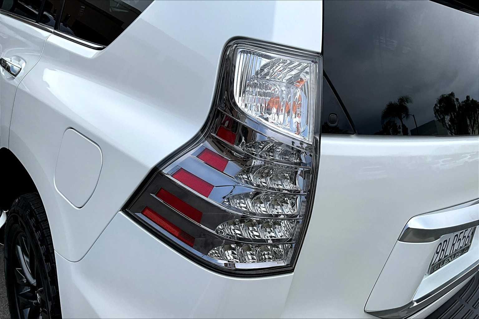 2022 Lexus GX 460 Premium photo 27