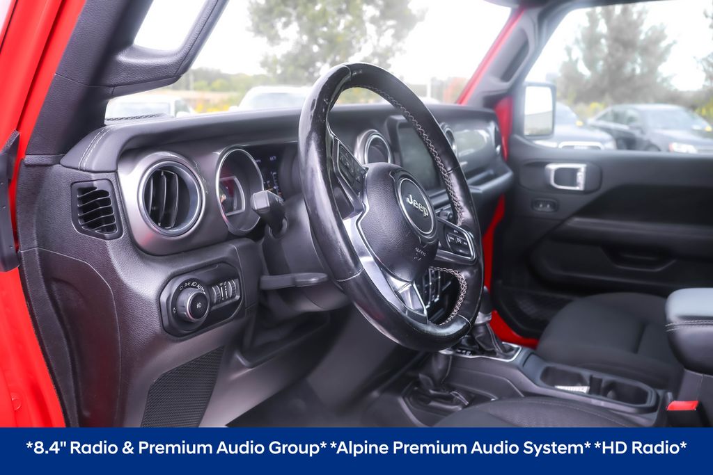 2020 Jeep Wrangler Unlimited Sahara photo 3