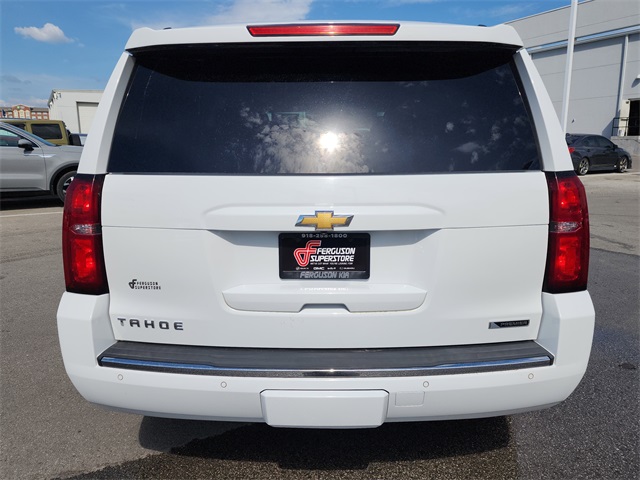 2017 Chevrolet Tahoe Premier photo 2