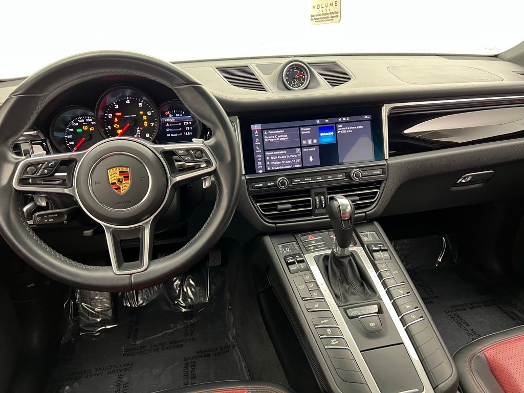 2021 Porsche Macan Base photo 9