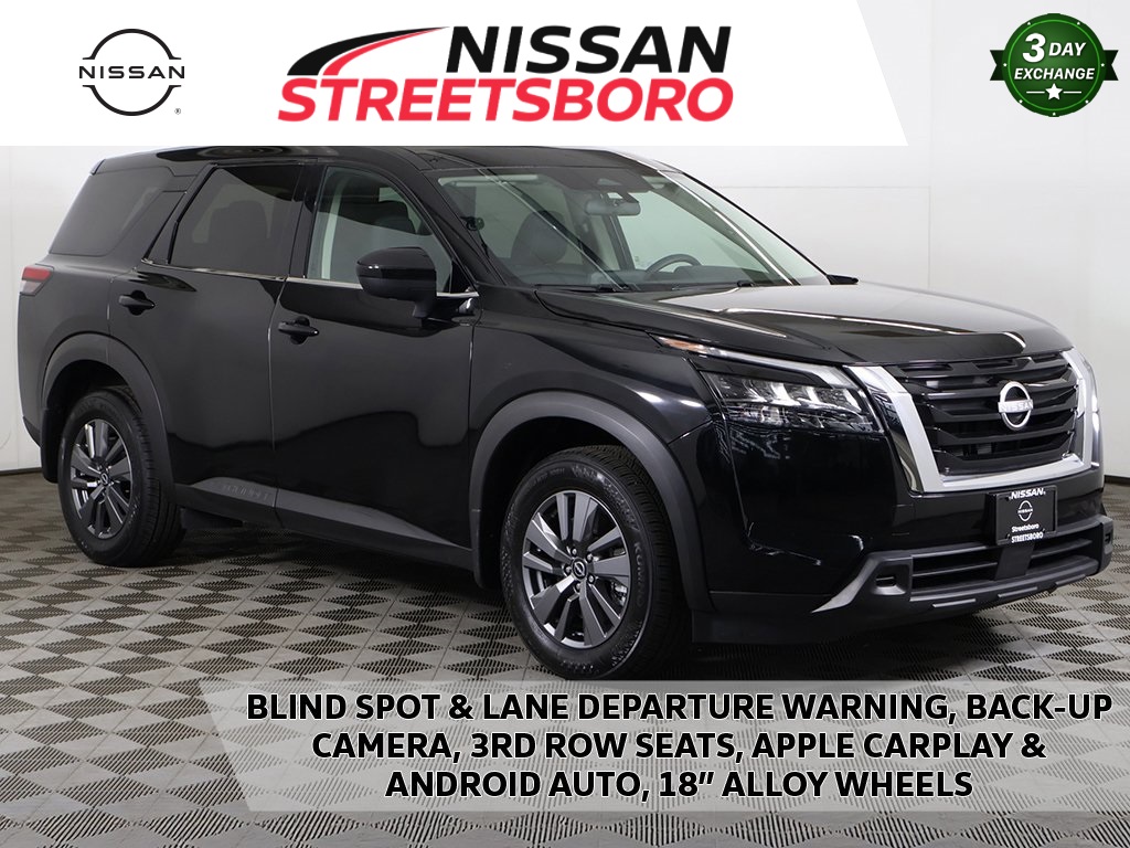 2024 Nissan Pathfinder S's photo