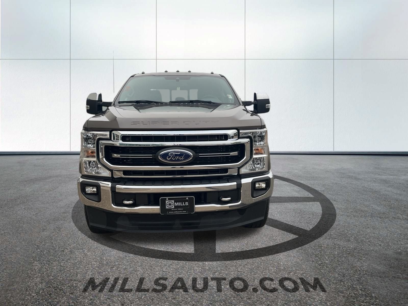 2021 Ford F-350 Lariat photo 2