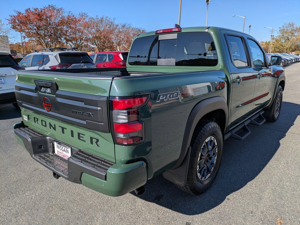 2026 Nissan Frontier PRO-4X photo 3