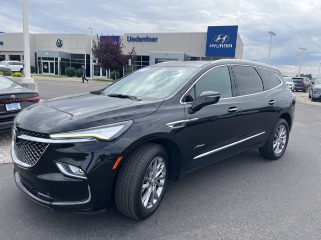 2023 Buick Enclave Avenir's photo