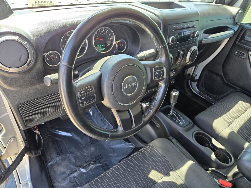 2012 Jeep Wrangler Unlimited Sport photo 7