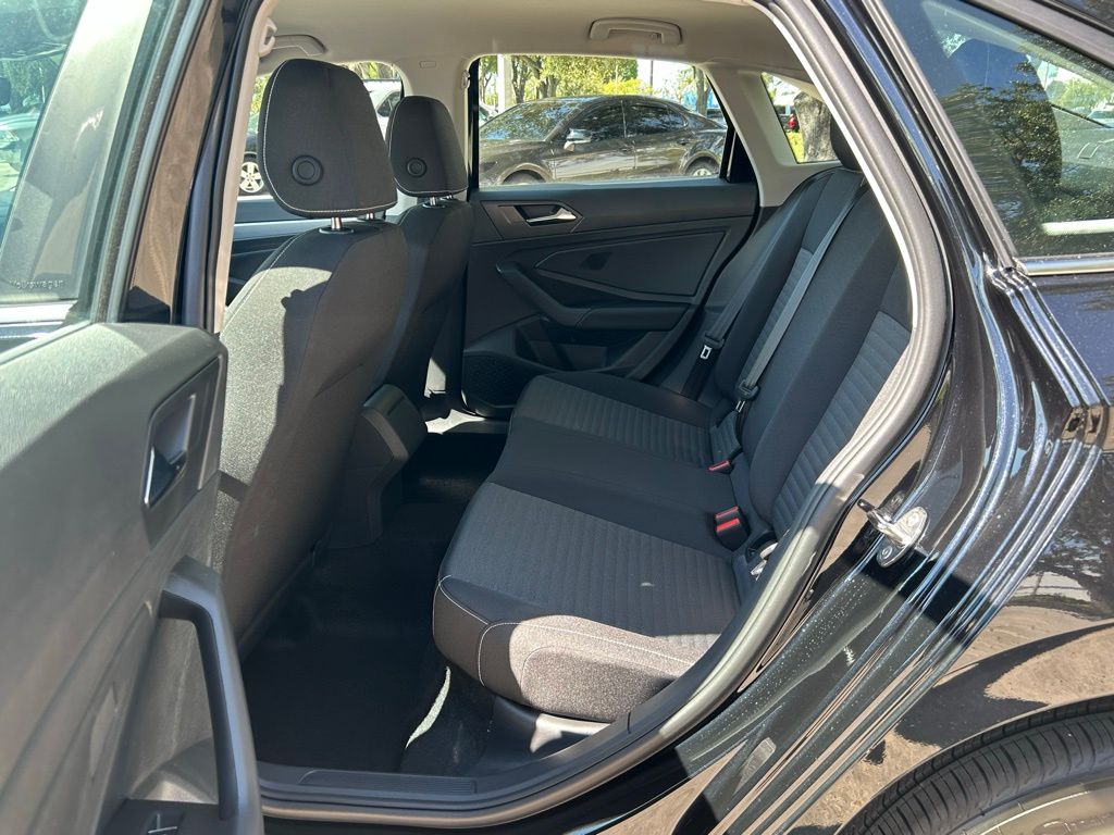 2025 Volkswagen Jetta 1.5T S photo 31