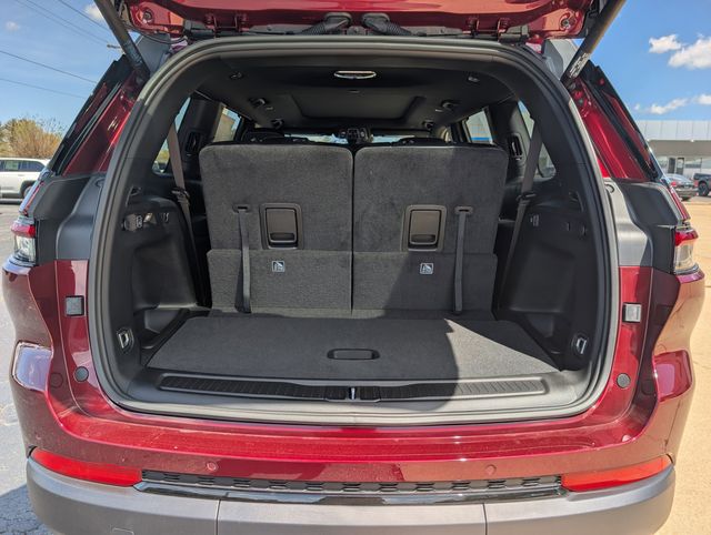 2025 Jeep Grand Cherokee Limited photo 35